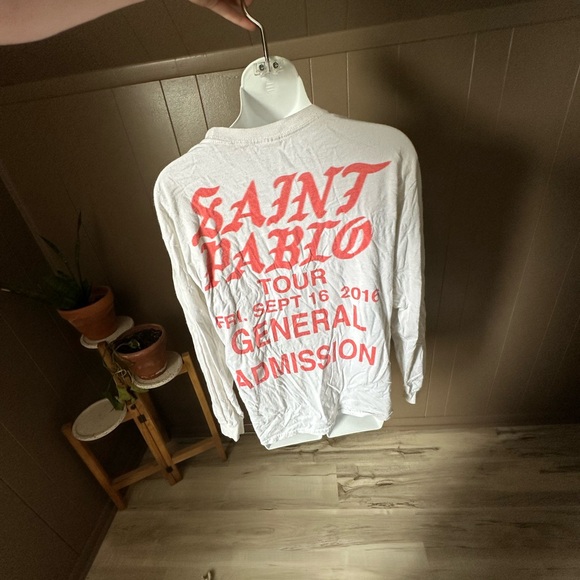 Saint Pablo Tour Long Sleeve - Picture 4 of 5